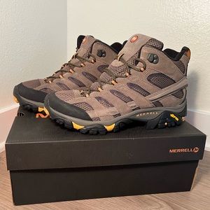 Merrell Men’s Moab 2 Vent Mid Hiking Boot, Walnut, 10 M US